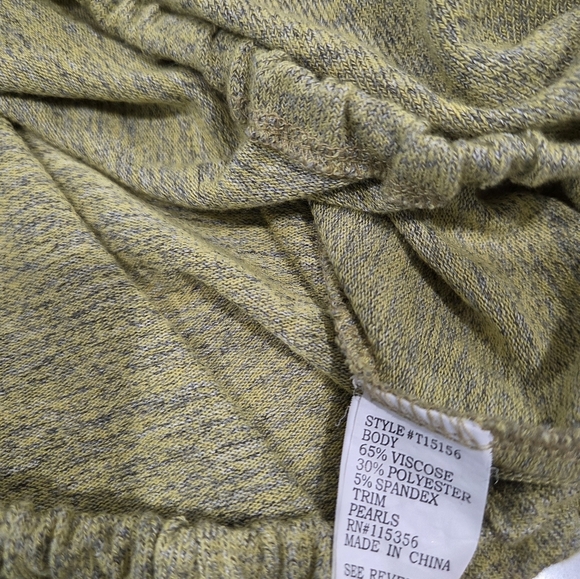 NINA ROSSI GREEN Sweater with Beaded Accents SIZE S. - Picture 6 of 10